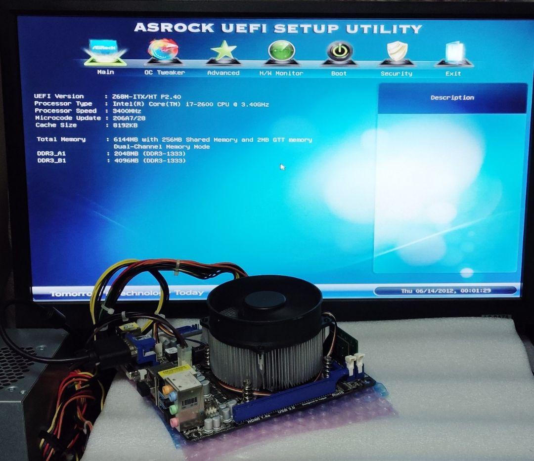 ITX ASRock Z68-ITX Core i7 LGA1155 マザー