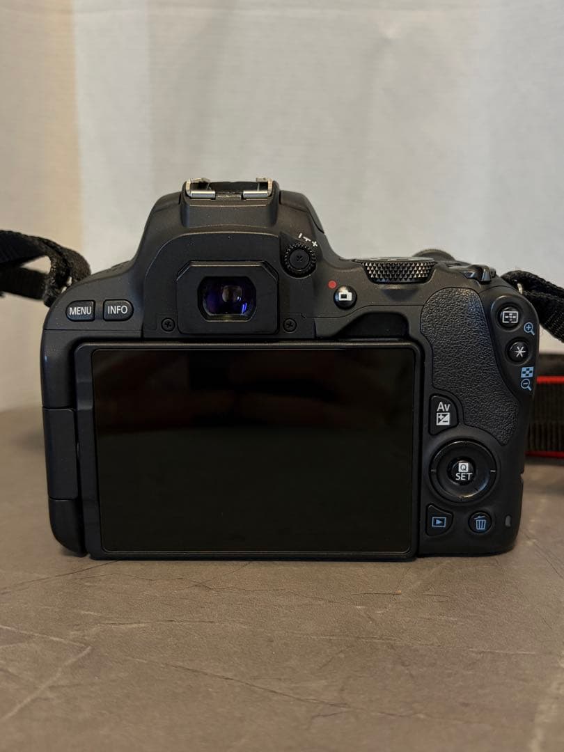 Canon EOS デジタル一眼レフカメラ 本体とレンズセット