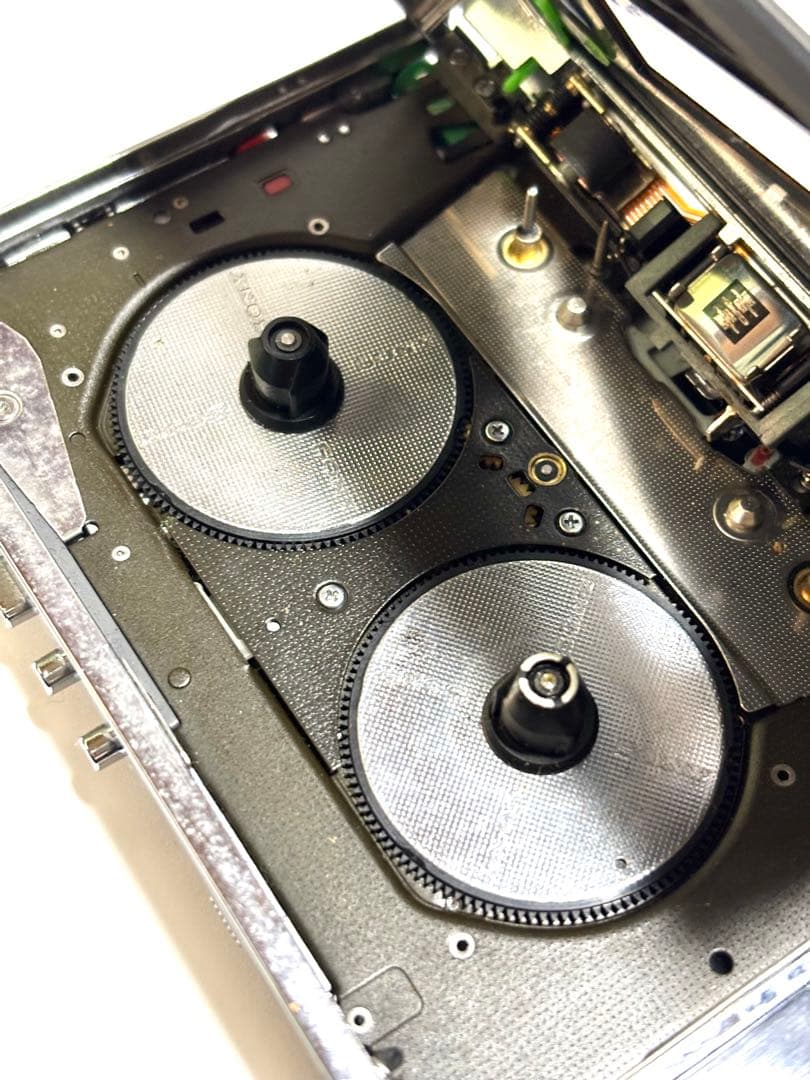 SONY カセットウォークマン WM-R202 ジャンク品