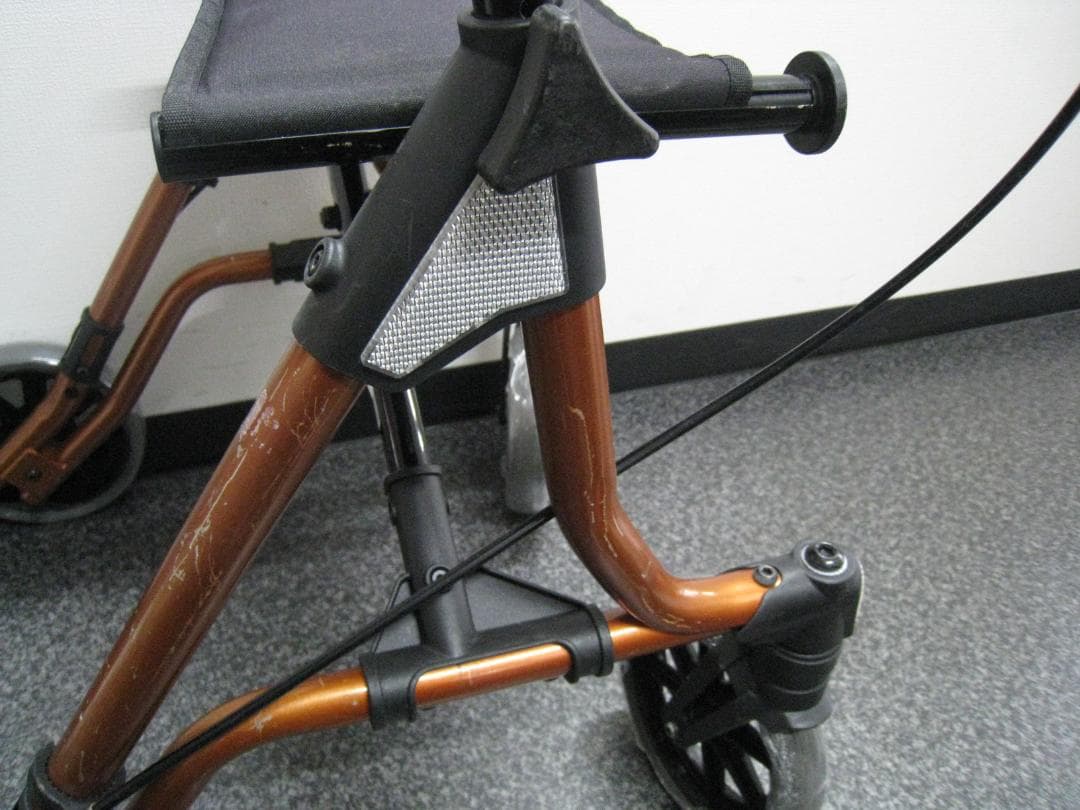 アロン化成 トライリンク　安寿 シルバーカー 手押し車 歩行器