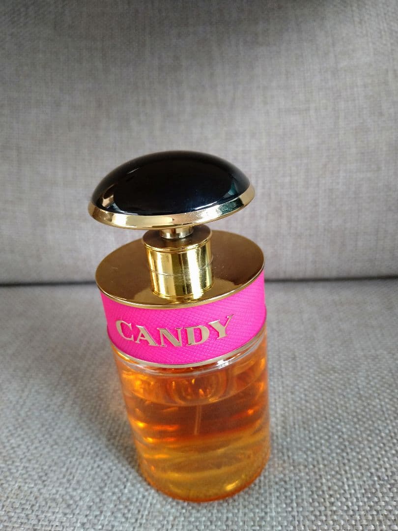 PRADA Candy オーデパルファム