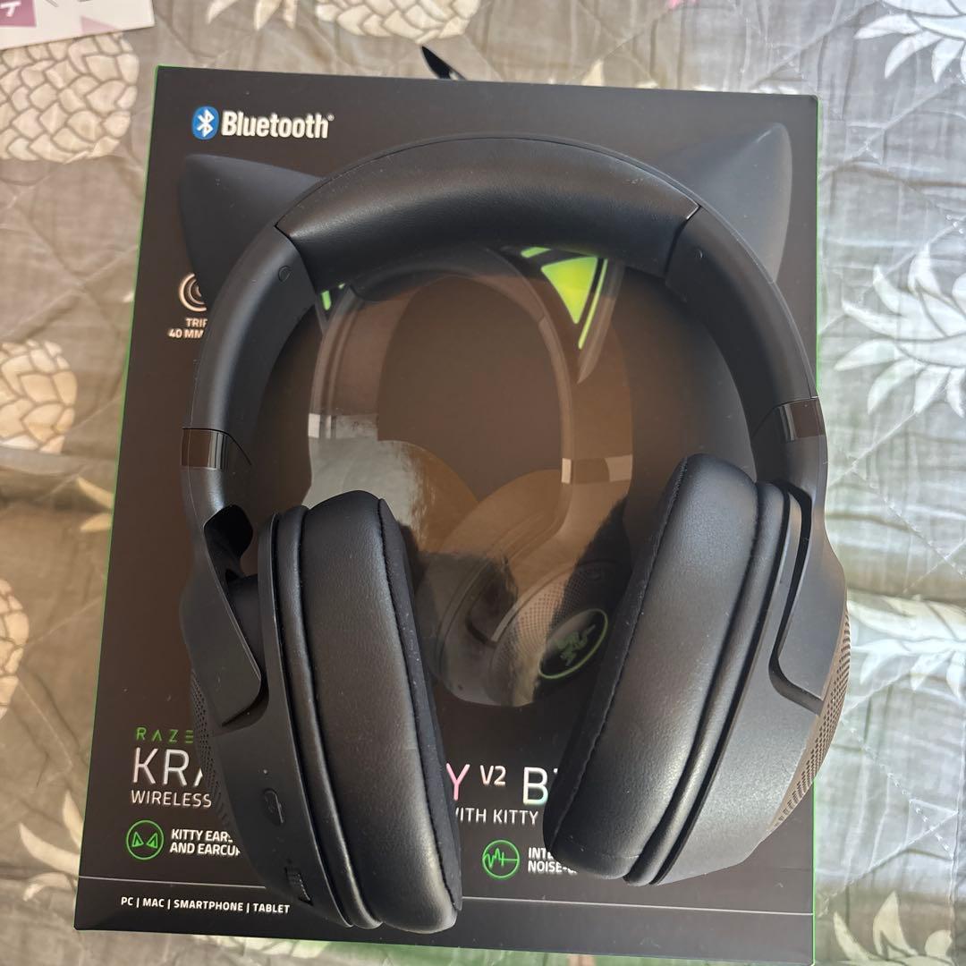 ヘッドホン Razer Kraken Kitty V2
