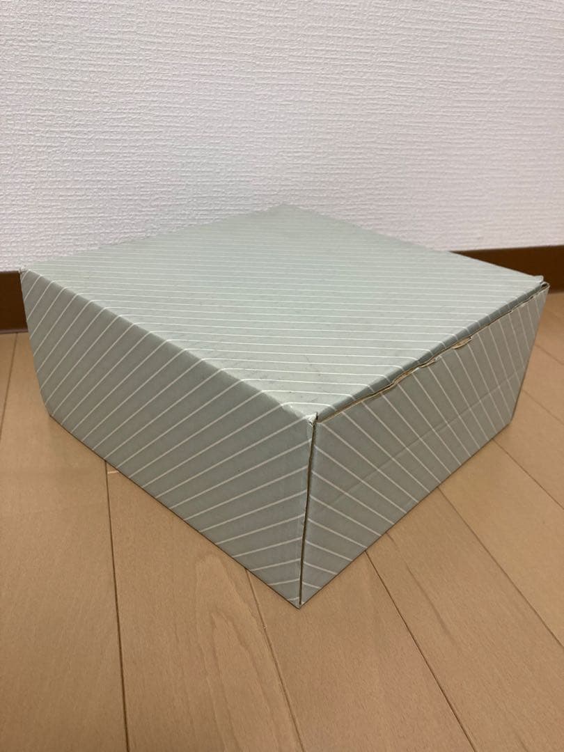 【気まぐれ価格‼️新品未使用品‼️】重箱 二段 緑色 友禅