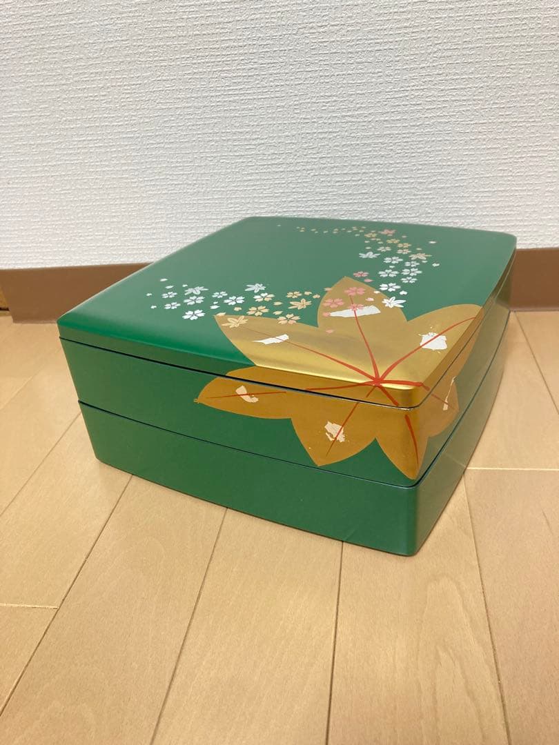 【気まぐれ価格‼️新品未使用品‼️】重箱 二段 緑色 友禅