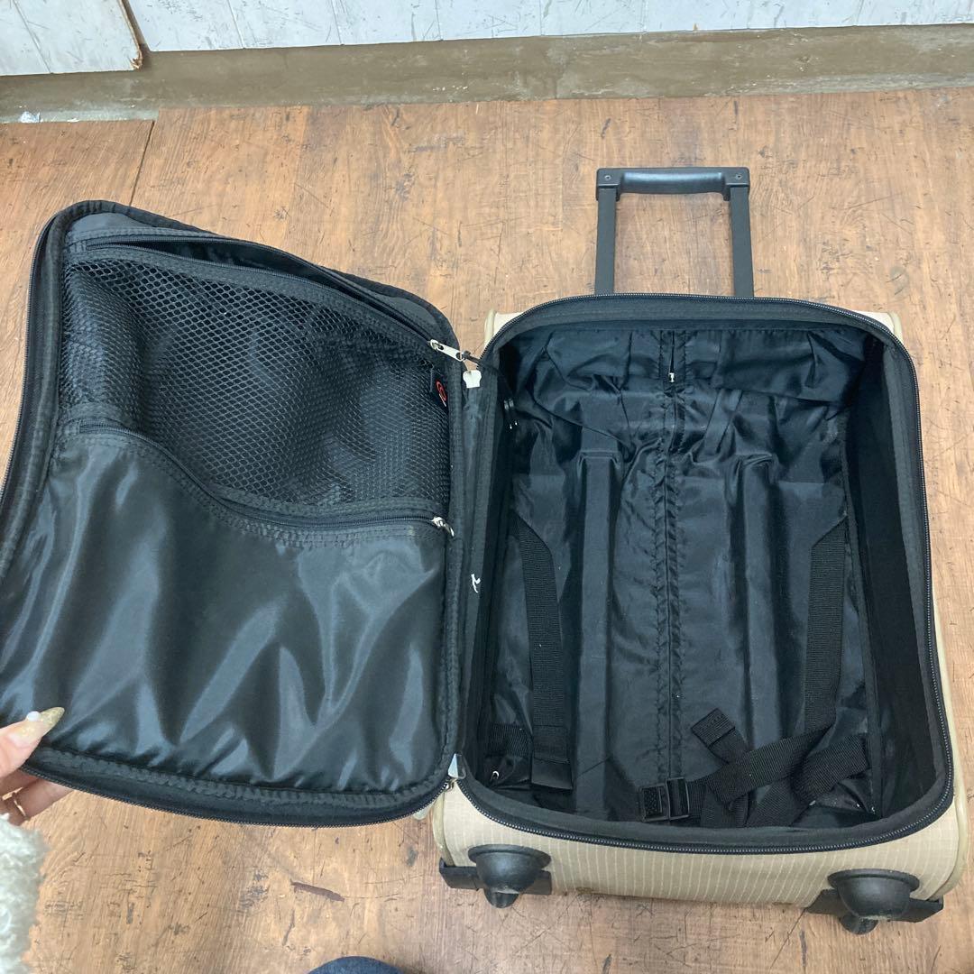 軽量 ソフトキャリーケース ベージュ 機内持ち込みサイズ 2輪キャスター