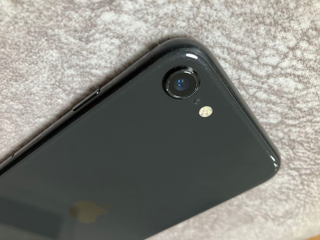 iPhone SE 第2世代 64GB SIMフリー
