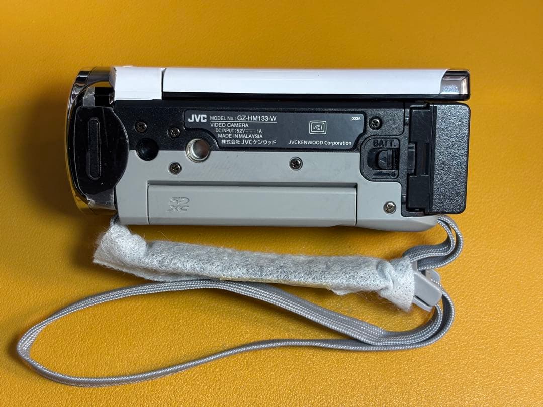 JVC ビデオカメラ GZ-HM133 AVCHD ホワイト　作例あり美品