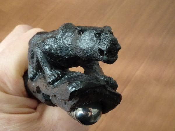 中山英俊 ボルトアクション・ボールペン 黒豹 黒檀 根付