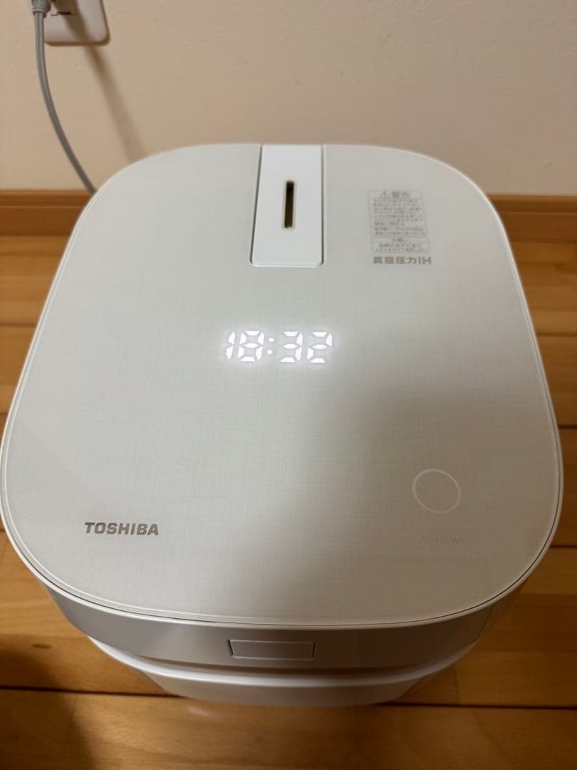 【ジャンク品】TOSHIBA 真空圧力IHジャー炊飯器 RC-10ZWK