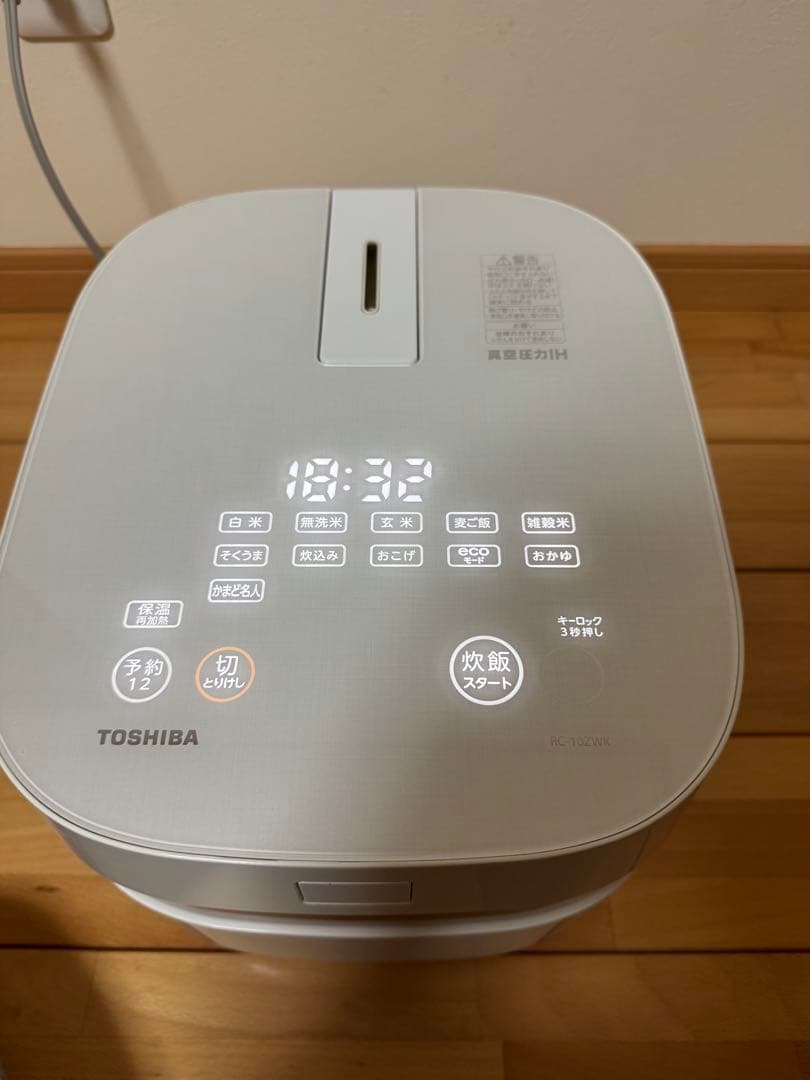 【ジャンク品】TOSHIBA 真空圧力IHジャー炊飯器 RC-10ZWK