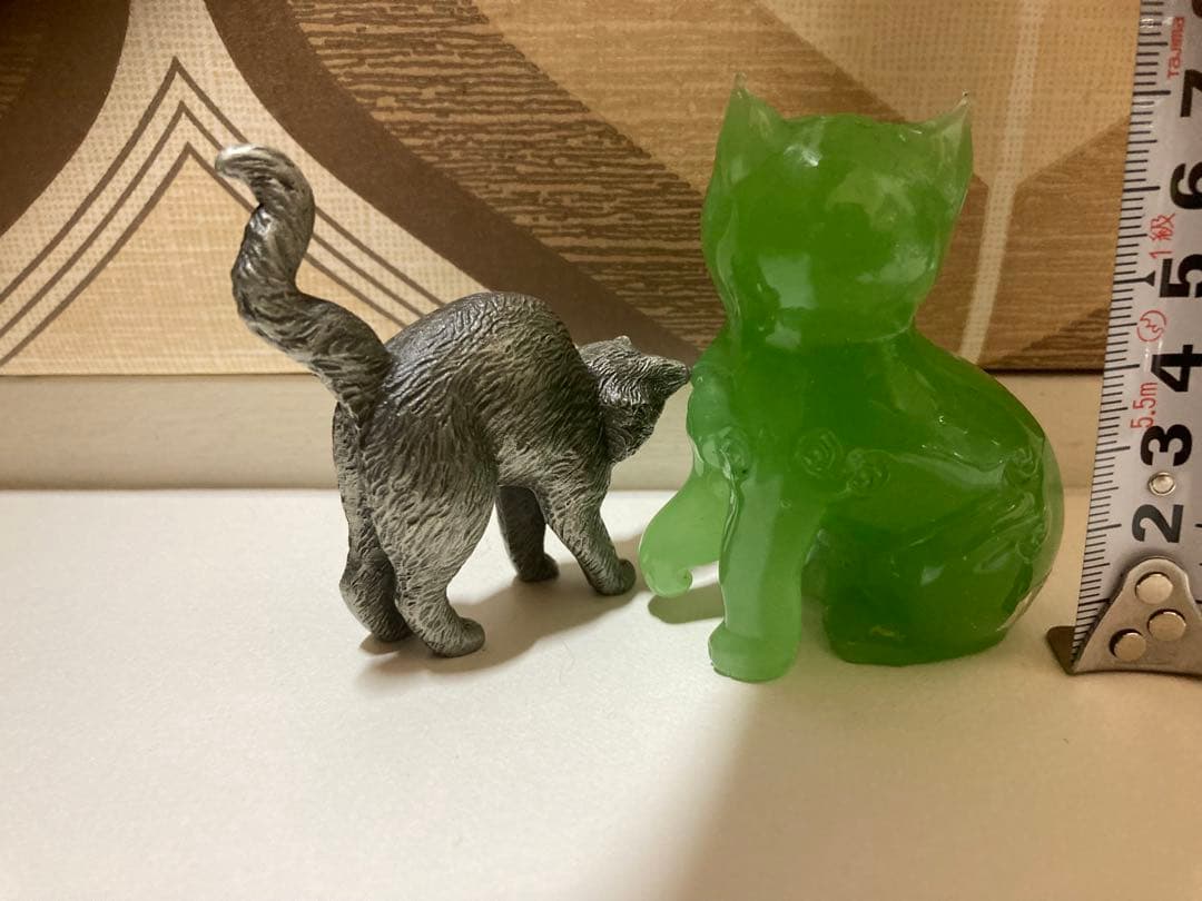 猫の置物セット（プラスチック・金属・木製）