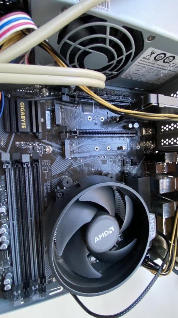 美品 Ryzen 7 5700G ベアボーンキット Gigabyte B550M