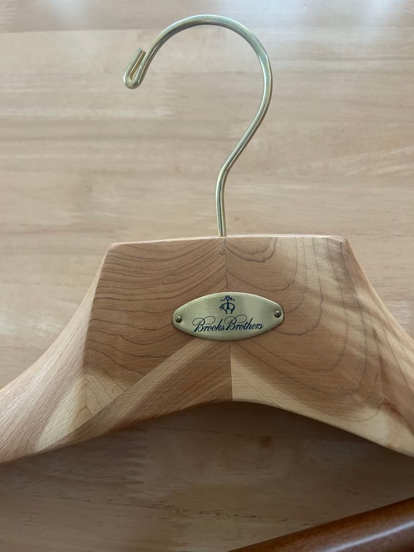 Brooks Brothers 木製ハンガー 2本セットB