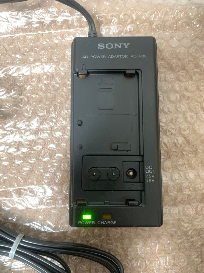 【極希少・カラー再生確認済】ソニー CCD-TR55 ハンディカム　フルセット