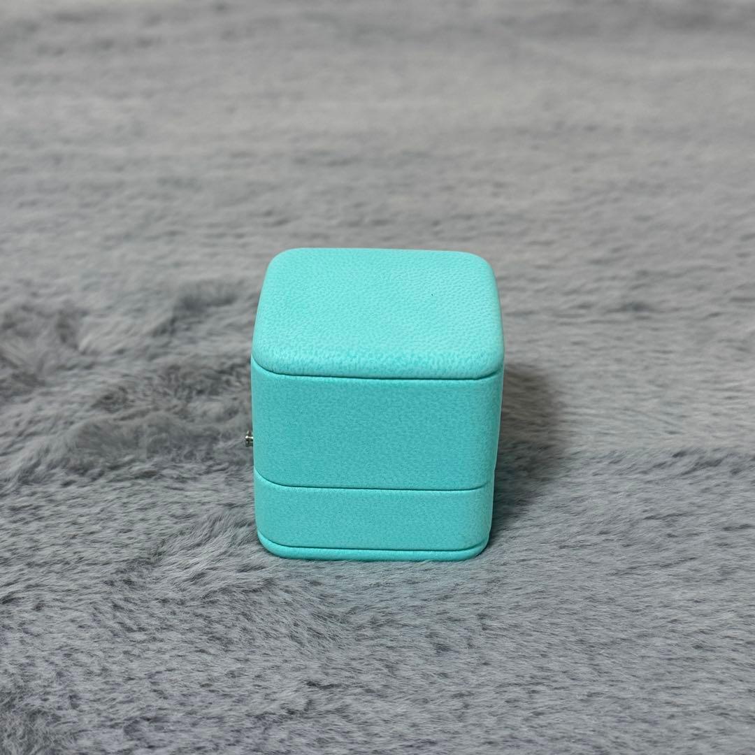 【新品未使用】Tiffany & Co. ティファニーブルー リングケース　空箱