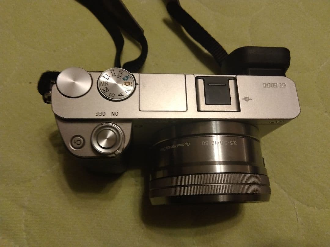 【動作確認済み】SONY α6000 レンズキット　ミラーレス　一眼
