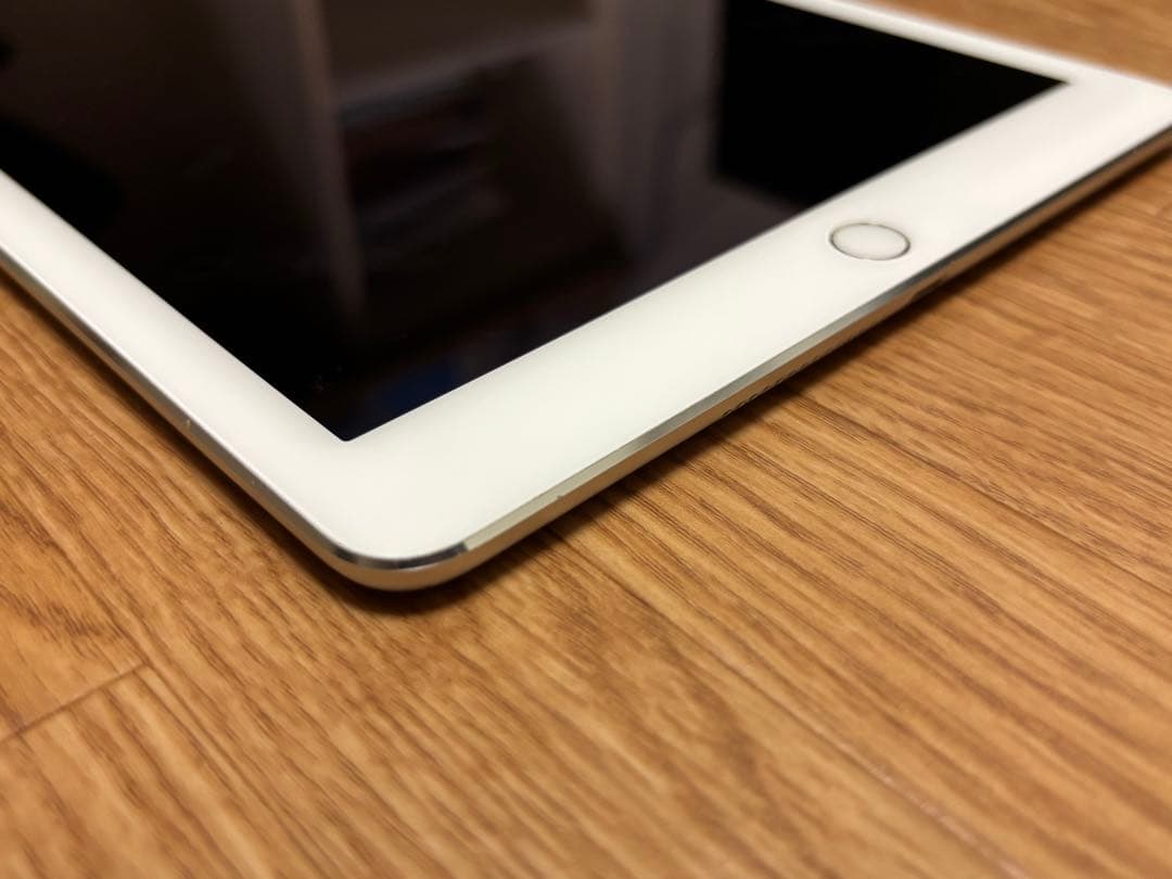 【最安値】 iPad Air 2 Wi-Fiモデル 128GB シルバー