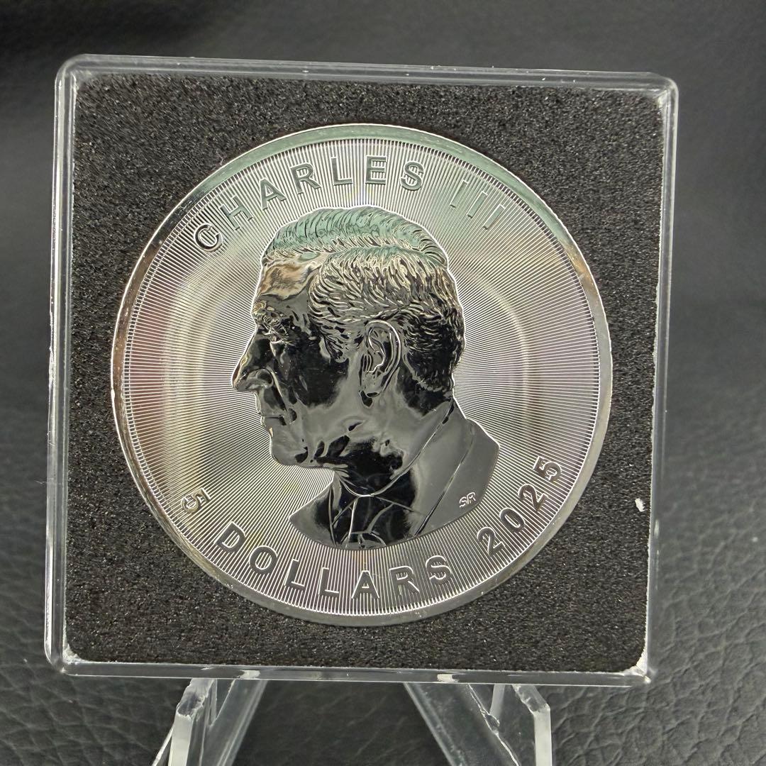 メイプルリーフ 銀貨 カラー ドラゴン(陰と陽) 1オンス 1oz 龍 竜 陰陽