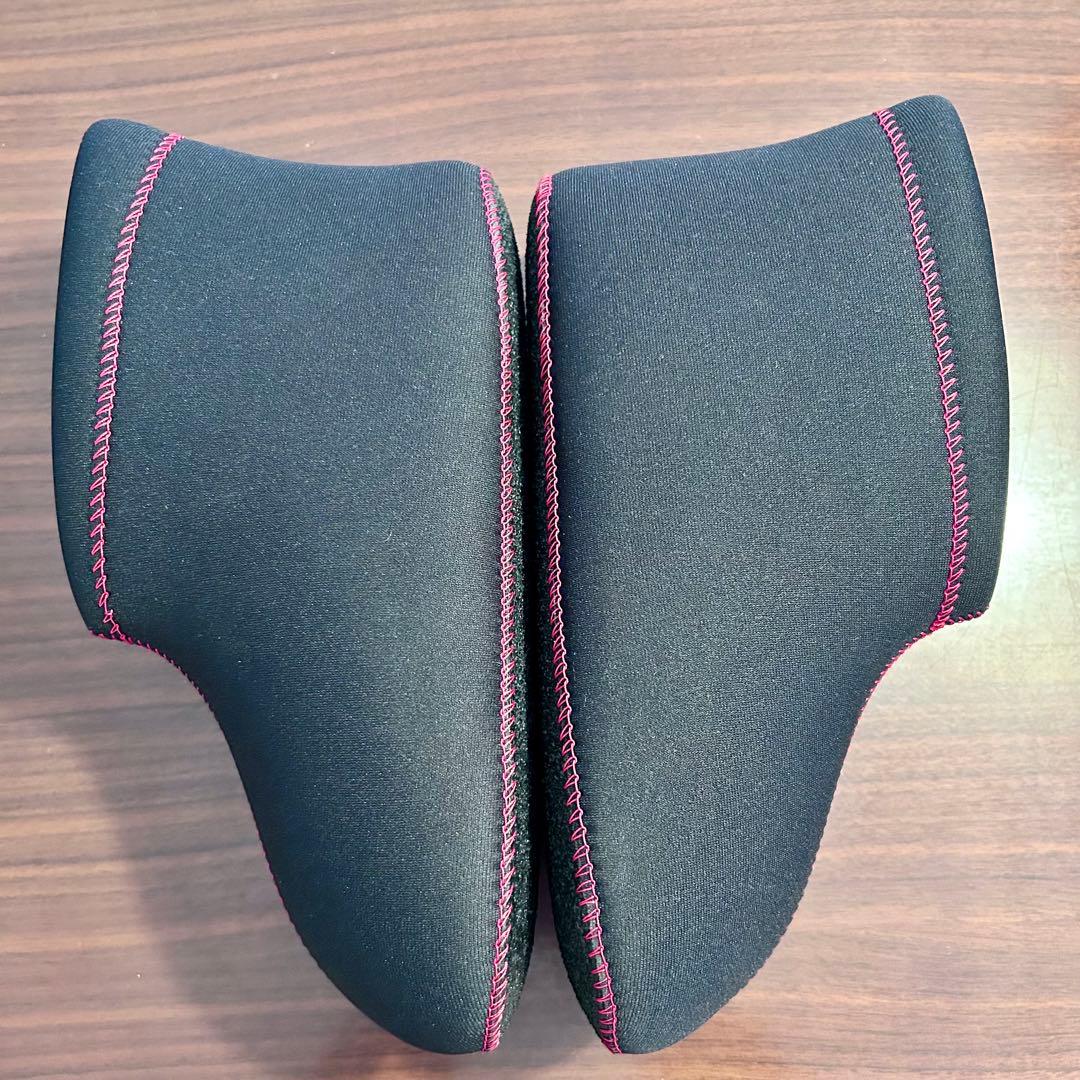 クロッツ やわらか湯たんぽ 足用ショートタイプ （底つき）ブラックS 24cm