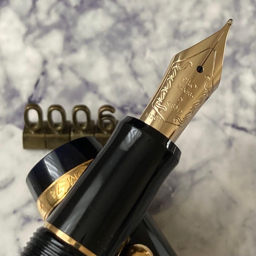 #0006オーバーホール済み 万年筆 パイロット PILOT カスタム 14k