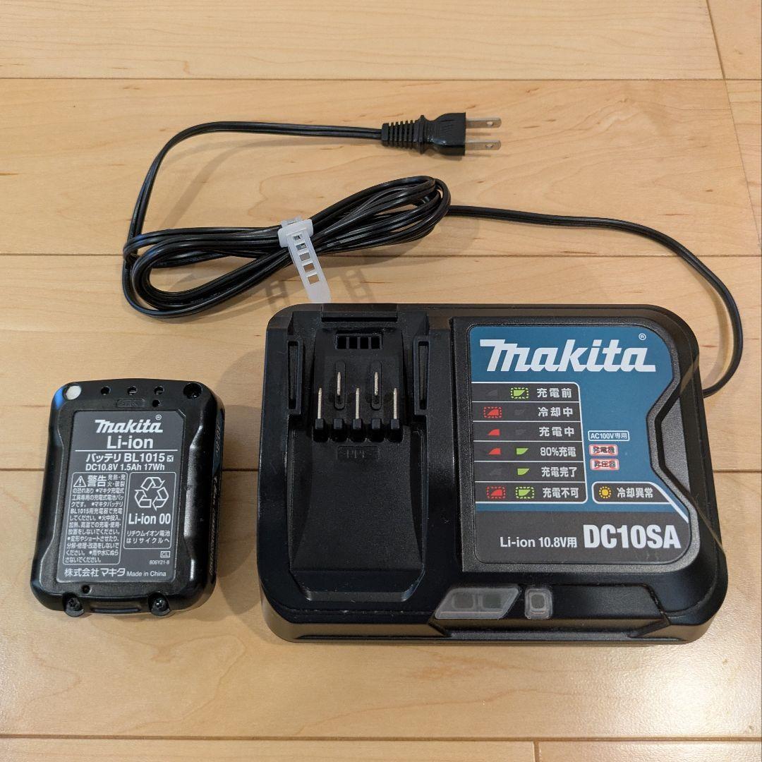 マキタ 掃除機 クリーナ CL107FD バッテリ・充電器・紙パック付