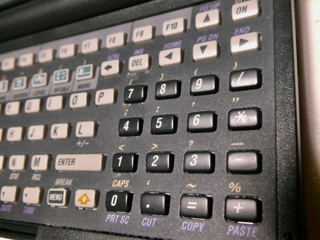 その他ノートPC本体 HP200LX