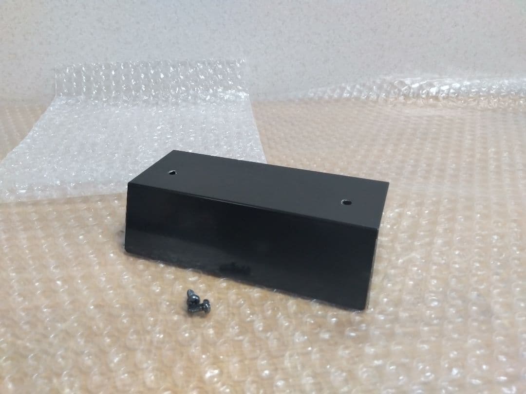 富士工業製 レンジフード 2速用 スイッチ 弱 強 と スイッチカバーです。