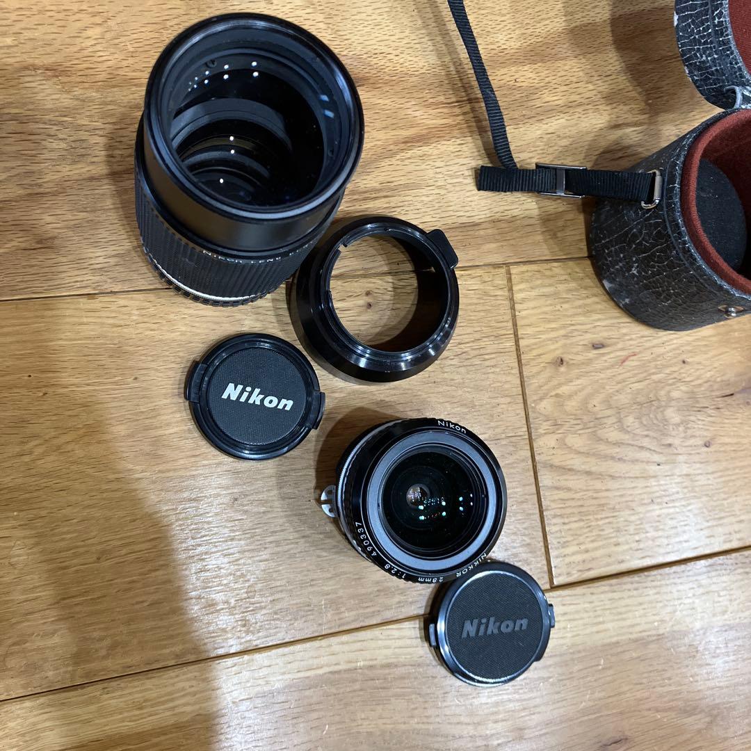 Nikon 一眼レフカメラ 28mmレンズ付き　ニコン