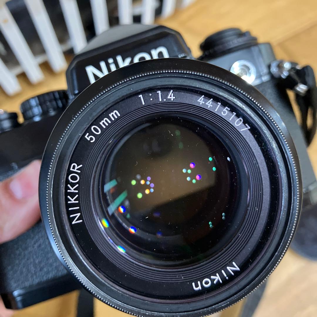 Nikon 一眼レフカメラ 28mmレンズ付き　ニコン