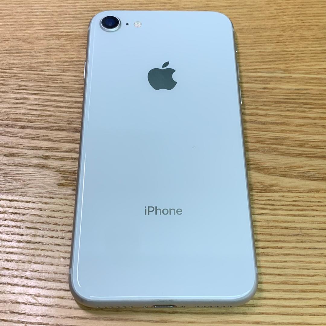 M7 SIMフリー iPhone8 256GB Silver おまけ付き