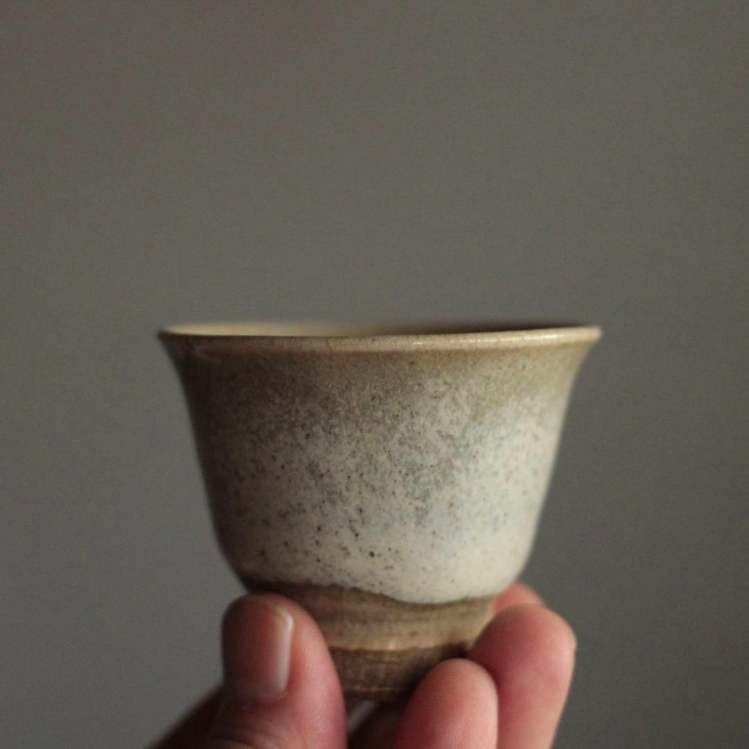 藁灰釉 盃 煎茶碗 古道具 アンティーク 酒器 ぐい呑み