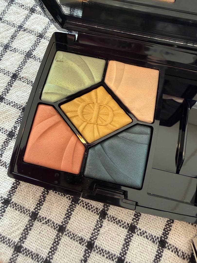 DIOR ディオールショウ サンク クルール 447 メロウ シェード