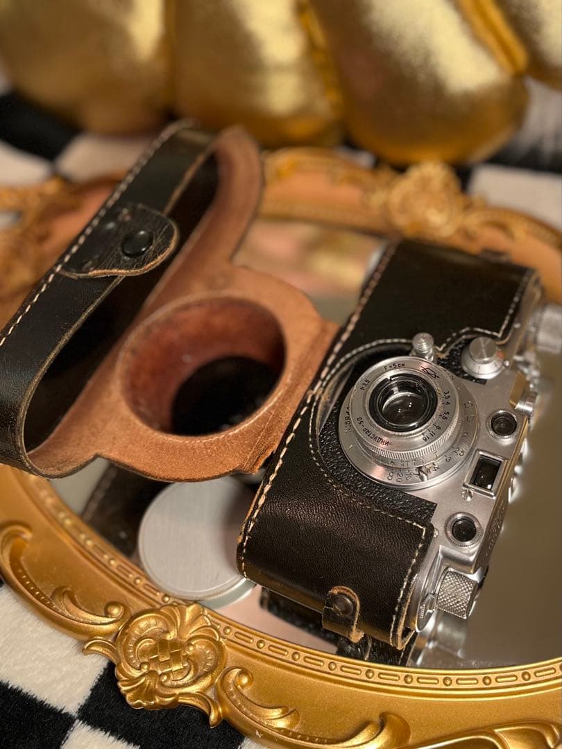 Leica IIIc 戦後モデル INDUSTAR-50 5cm 革ケース付