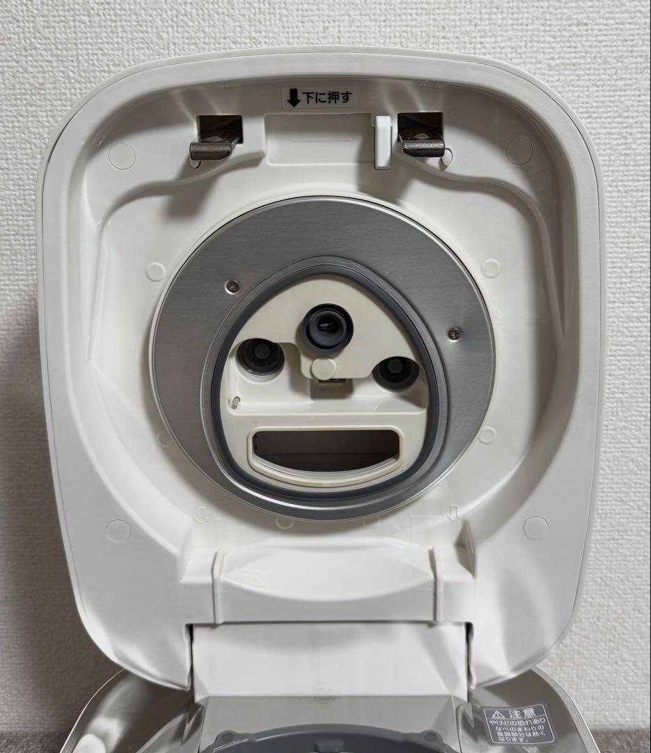 【美品】象印 炎舞炊き 圧力IH炊飯ジャーNW-FA10 動作保証