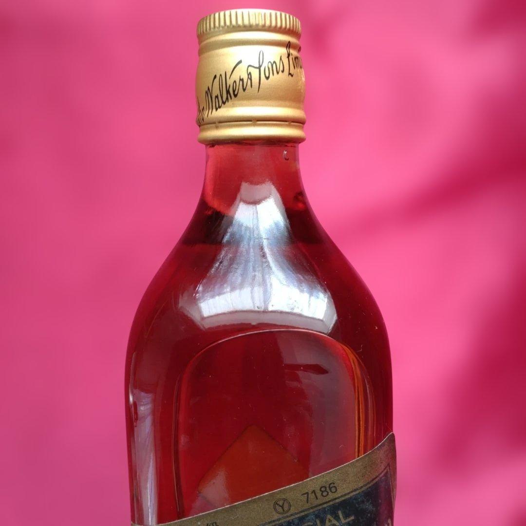 Johnnie Walker ブラック&レッド 70年代白紋章２本セット 箱入り
