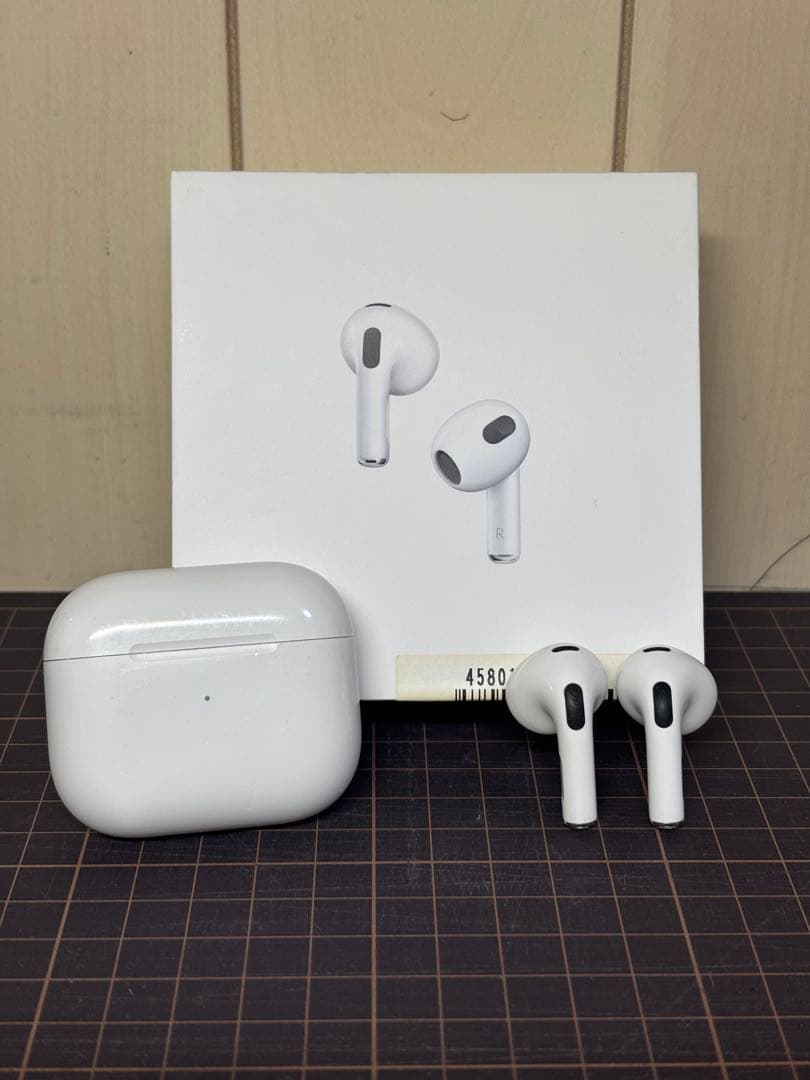 AirPods （第3世代）