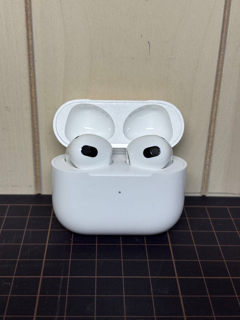 AirPods （第3世代）