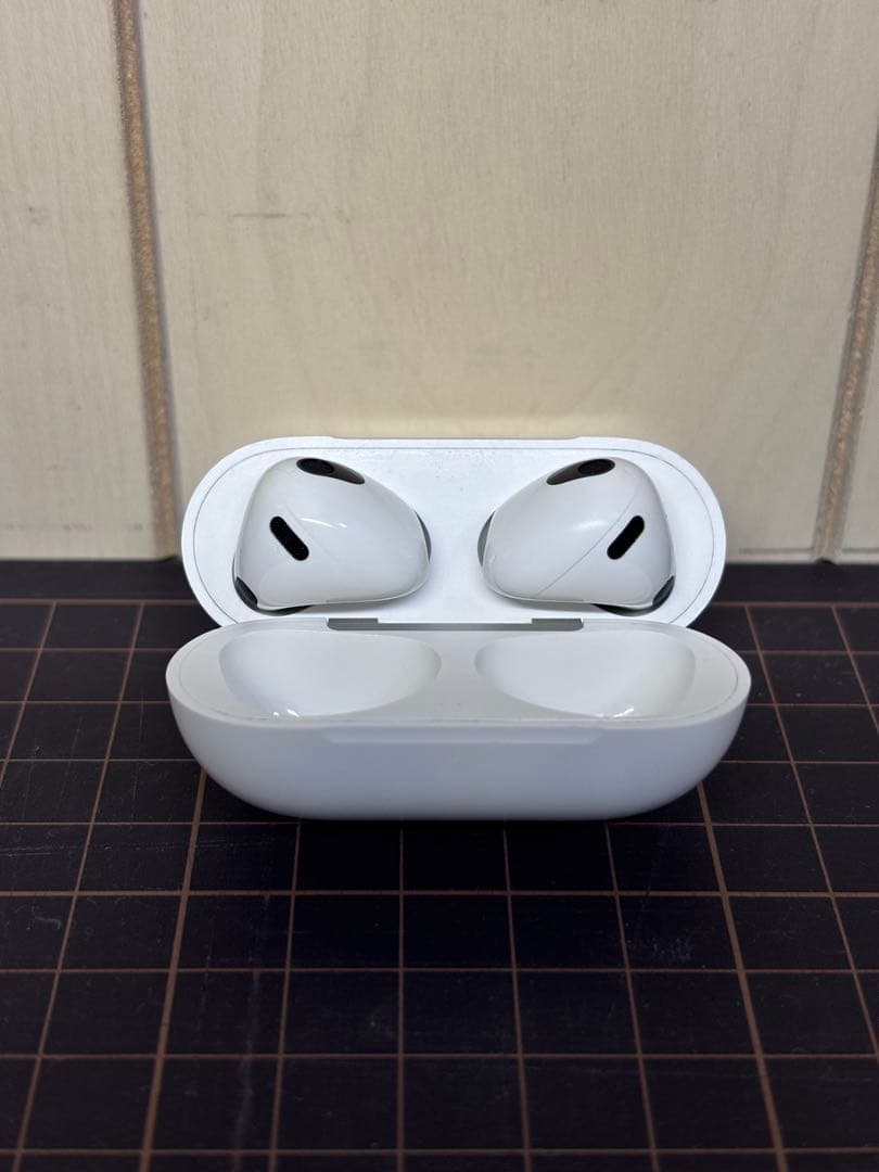 AirPods （第3世代）