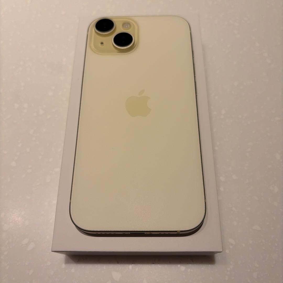 Apple iPhone 15 イエロー128GB simフリー