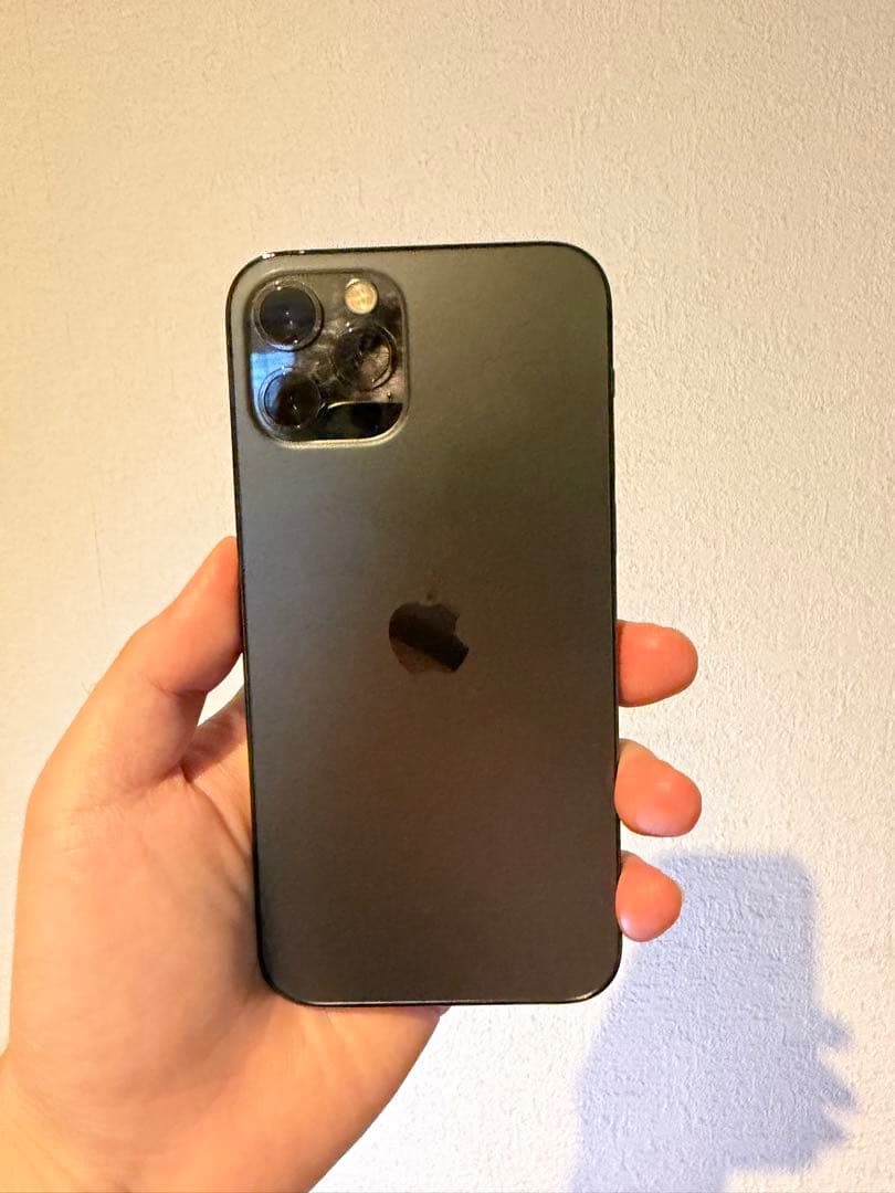 【美品】Apple iPhone 12 Pro 128GBブラック 本体 箱付き