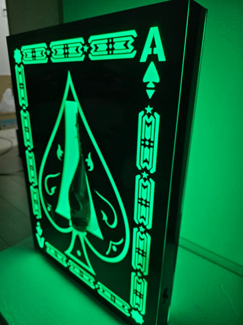 貴重 アルマンド ディスプレイ台 LEDライト シャンパン アタッシュケース