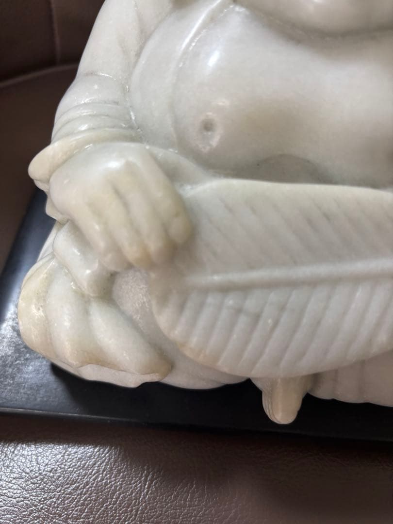 骨董　石製　布袋様　置物　高さ16cm 重さ3.3kg 緑がかった白色