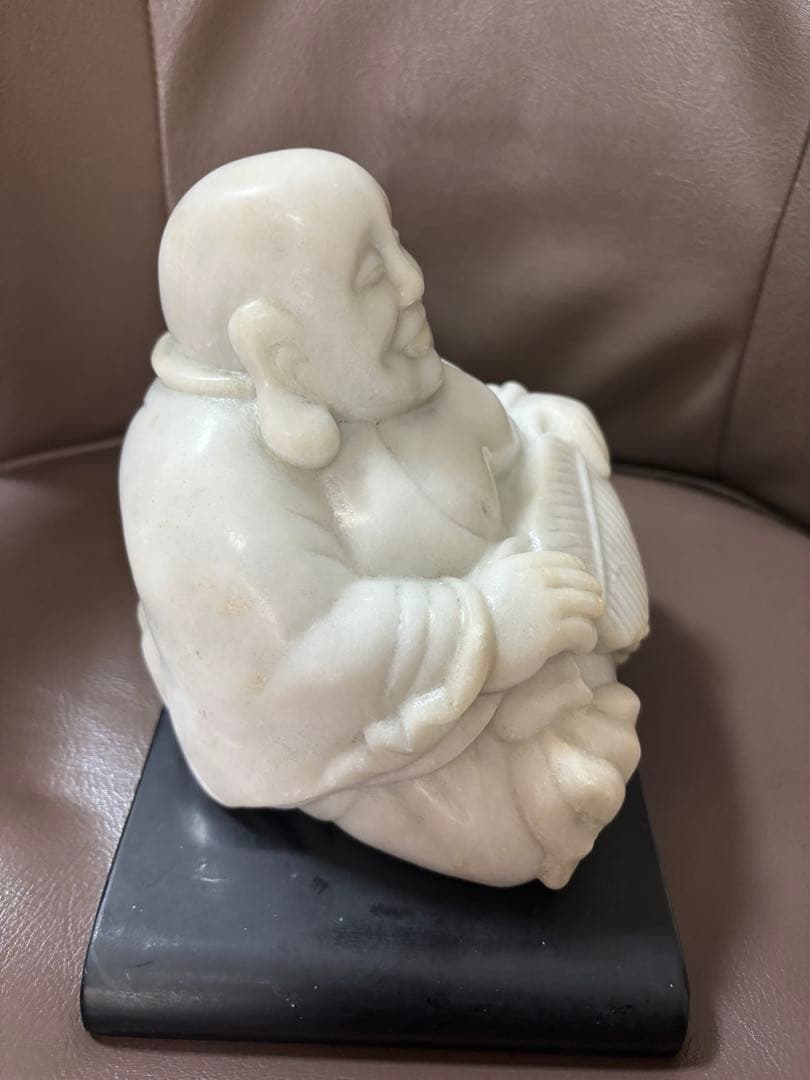 骨董　石製　布袋様　置物　高さ16cm 重さ3.3kg 緑がかった白色