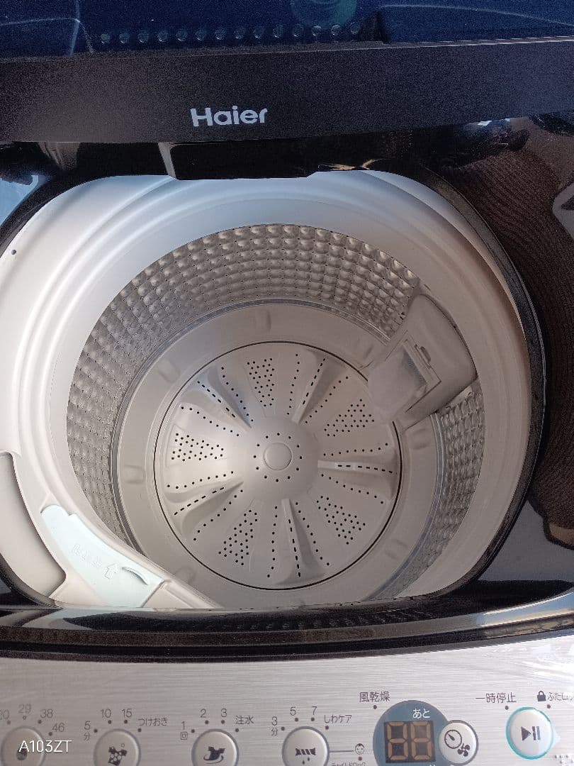 美品！Haier 縦型洗濯機 本体 シルバー