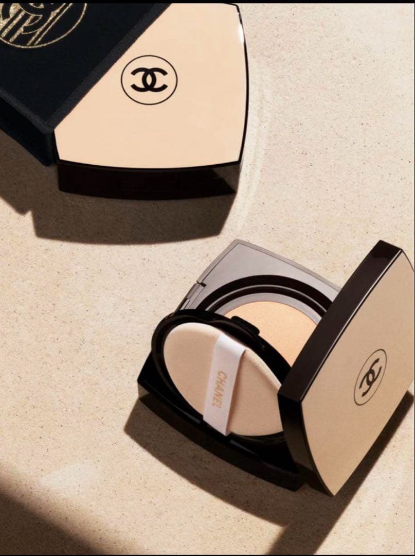 CHANEL レ ベージュ ヘルシー グロウ クッション B20