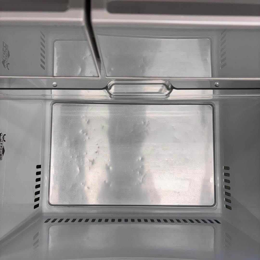 592 冷蔵庫