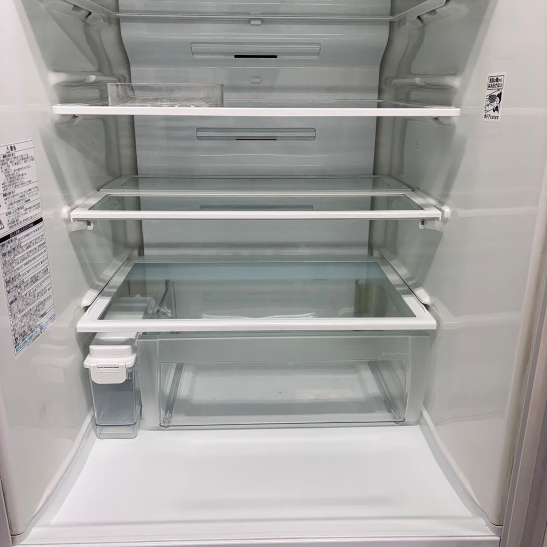 592 冷蔵庫
