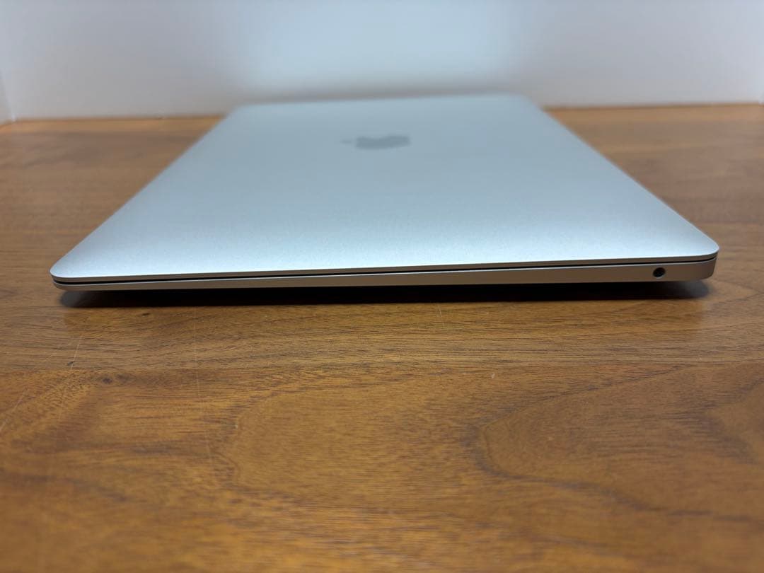 超美品❗️MacBook Air 2020 intel Win11Pro シルバー