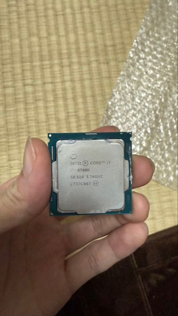 Intel Core i7-8700K CPU 3.70GHz 動作確認済み