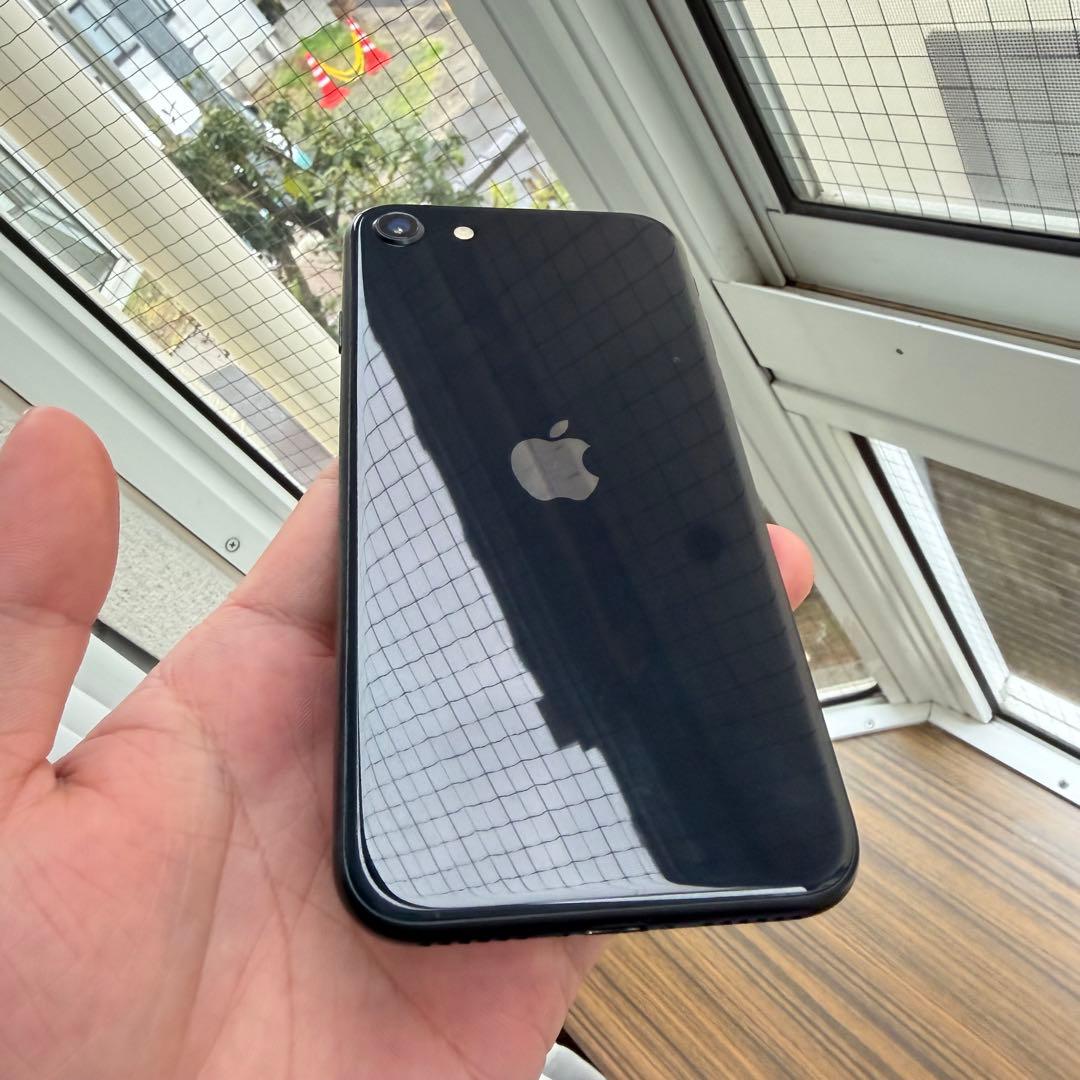 スマートフォン本体 iPhone SE 3 PT100%
